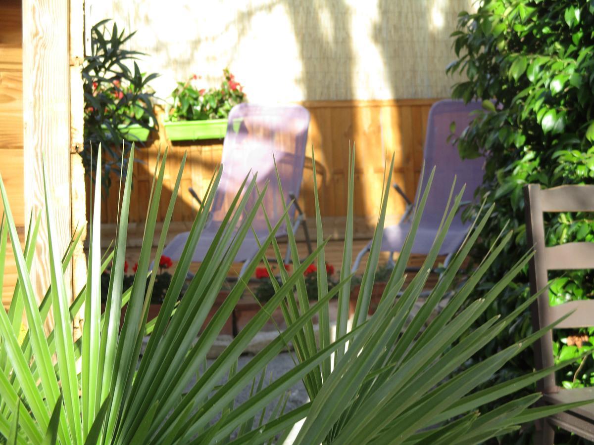 Hotel La Tour Des Fees Quissac  外观 照片